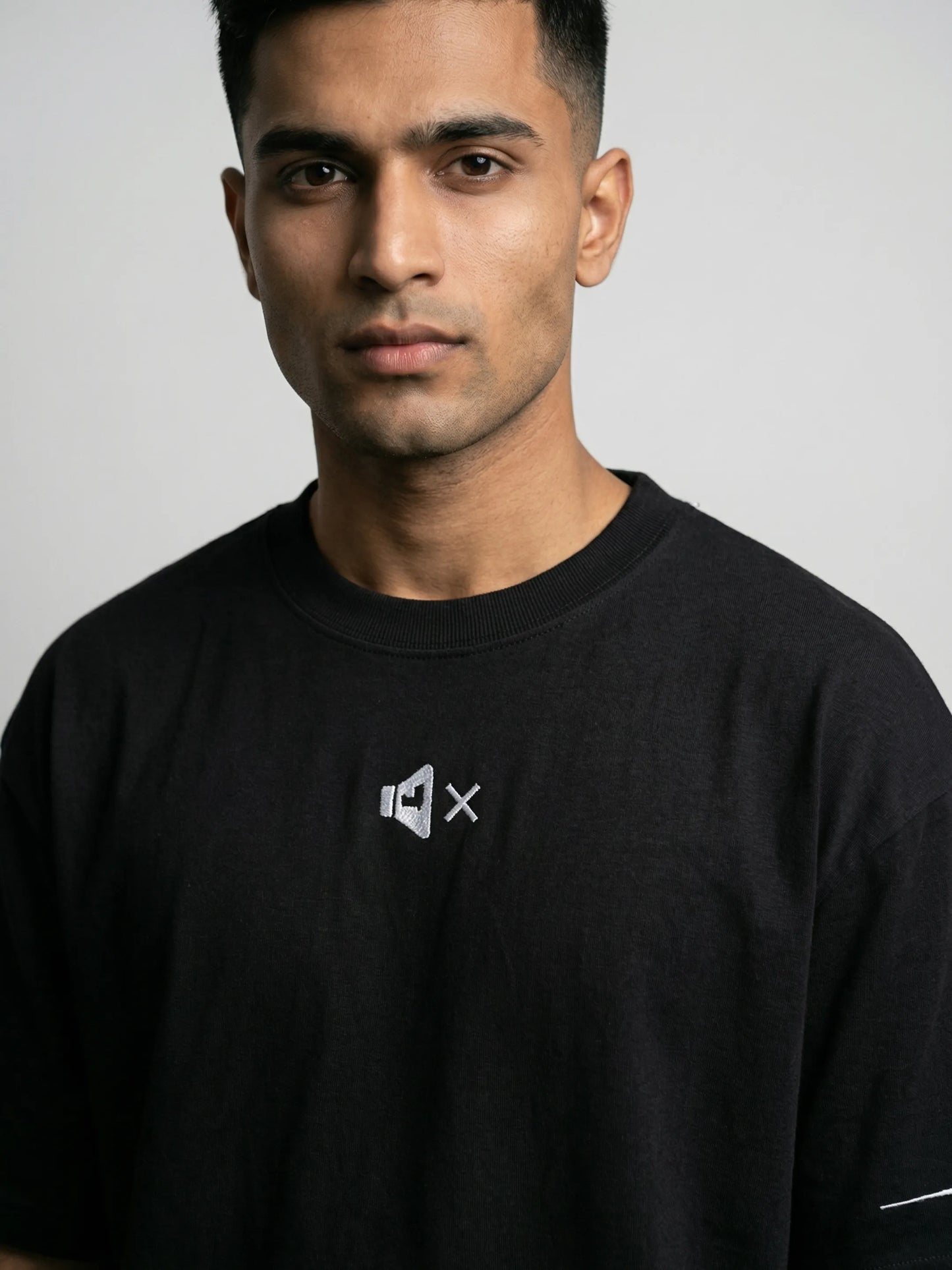 Noise Cancelling Oversized Tee