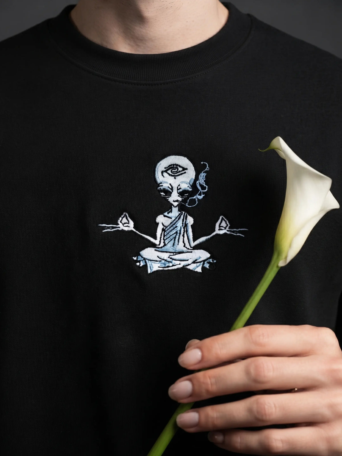 Peace Beyond Earth | BLACK